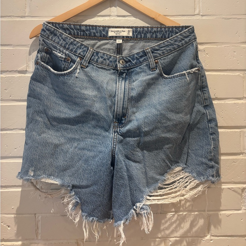 Abercrombie and Fitch ‘The Loose’ Curve Love Denim Shorts